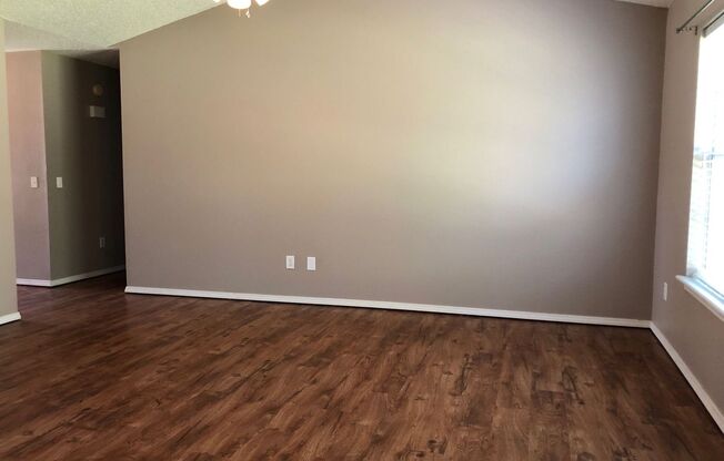 ***671 Victoria***