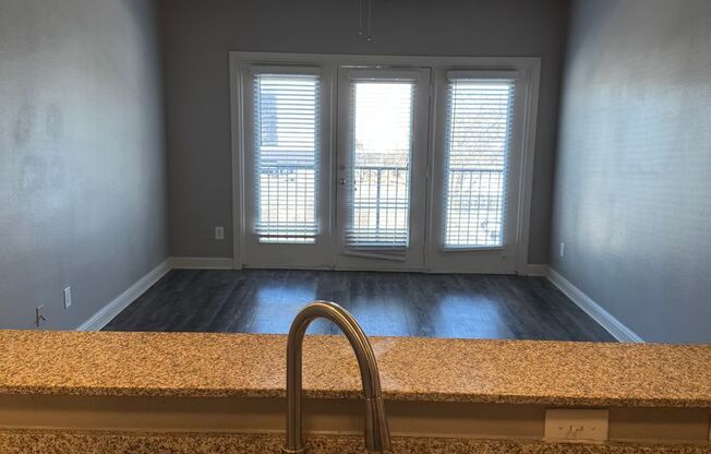 2 beds, 2 baths, 947 sqft, $1,399, Unit 3A-1305