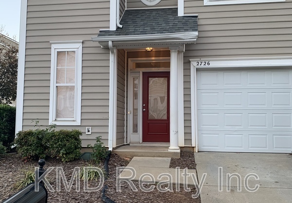 2726 AVALON LOOP RD
