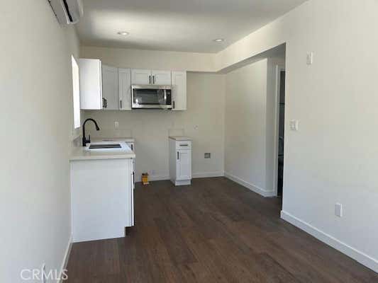 1 bed, 1 bath, 1,084 sqft, $1,700, Unit 1/2