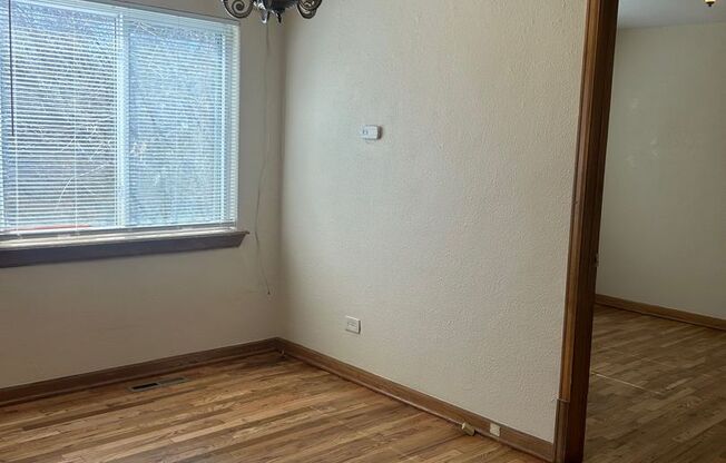 Great Location/Centrally Located! 1 BR/1BA