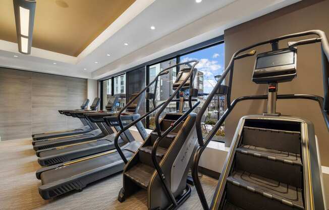 STUDIO, ONE AND TWO BEDROOM PET FRIENDLY APARTMENTS