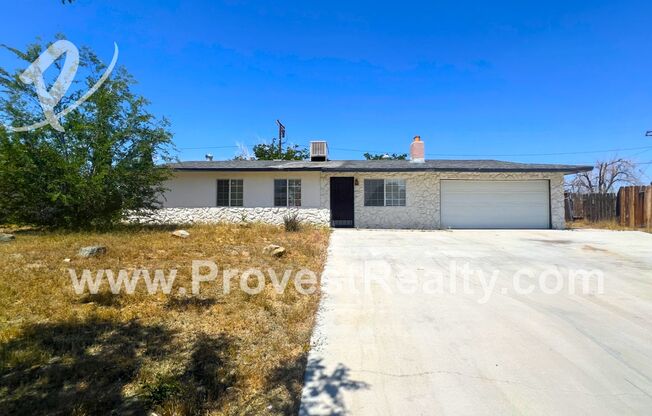 3 Bed, 2 Bath Victorville Home With Bonus Room!!