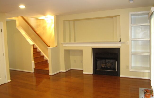 Townhouse In Sterling