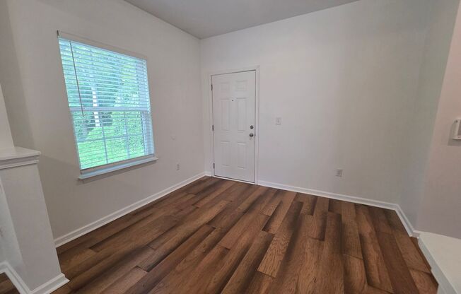 Beautiful 1 Bed/1 Bath Condo - Open Floor Plan - Large Kitchen - Covered Balcony - Community Pool - Secured Building