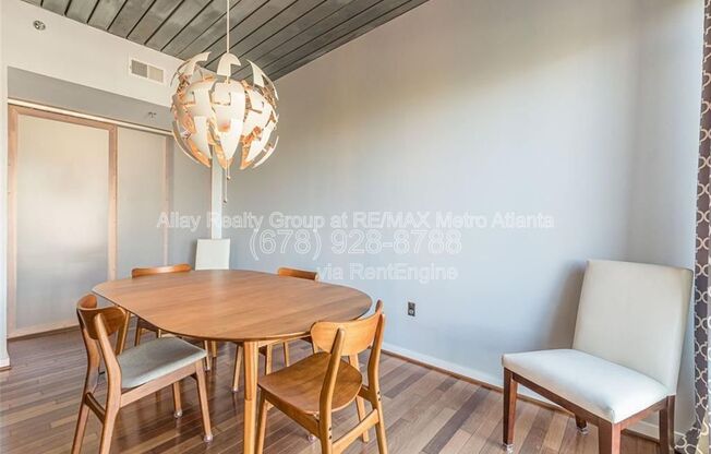 2 beds, 2 baths, 1,194 sqft, $2,700, Unit Unit 411