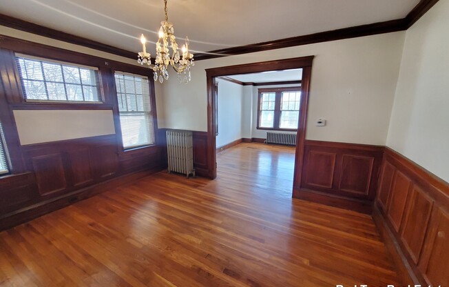 1575 Centre St.