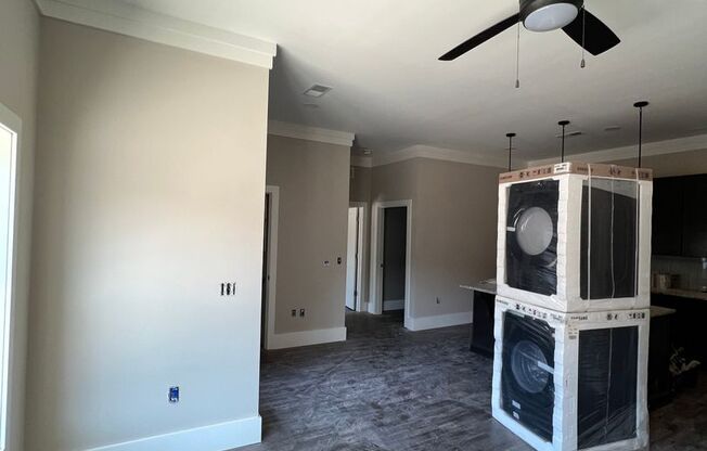 1 bed, 1 bath, 824 sqft, $905, Unit 1112