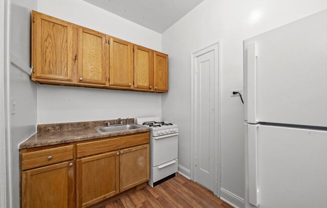 Studio, 1 bath, 398 sqft, $1,225, Unit 103