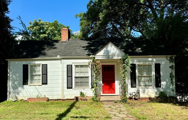 Three Bed/1 Bath Bungalow at Georgia Tech/Atlantic Station!