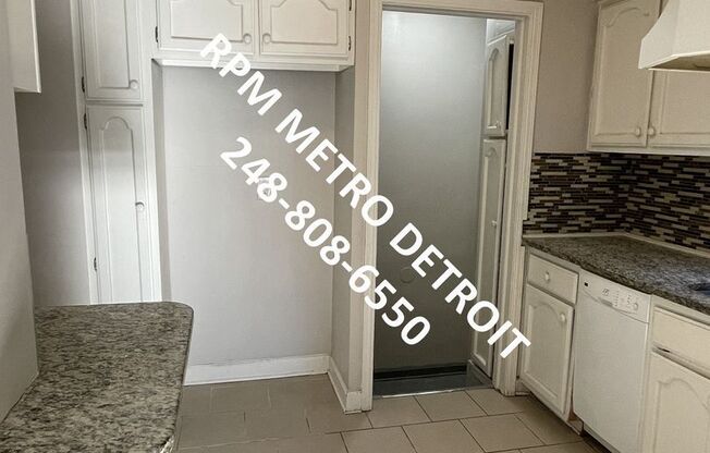 3 beds, 1 bath, $1,395