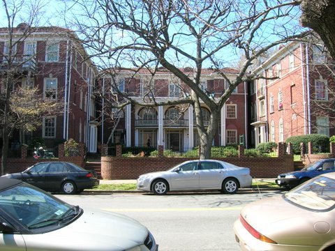 1123-25-27 West Grace Street