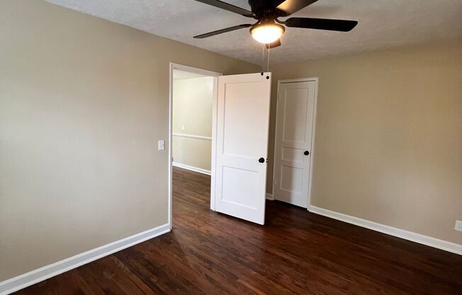 4 beds, 2 baths, 1,490 sqft, $1,800, Unit Apt 7