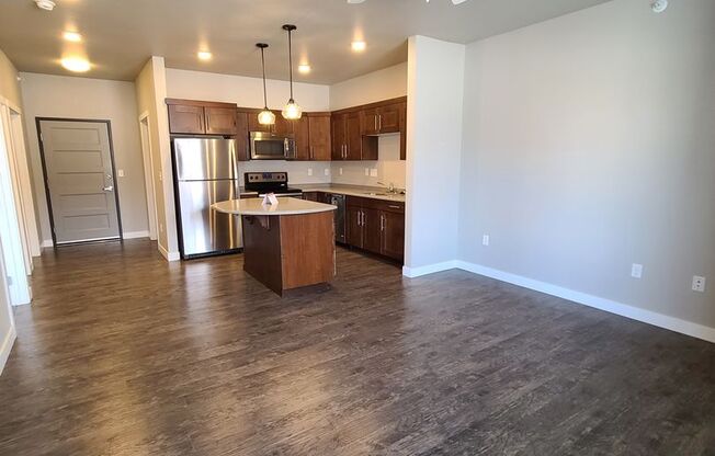 1 bed, 1 bath, $1,095, Unit 115