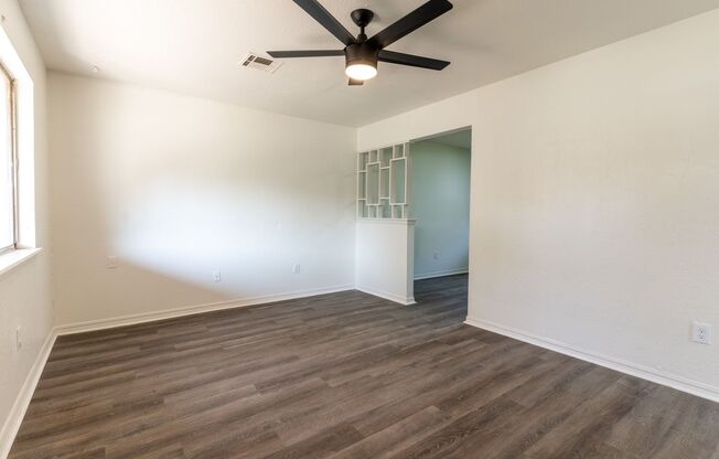 4 beds, 1 bath, $1,450