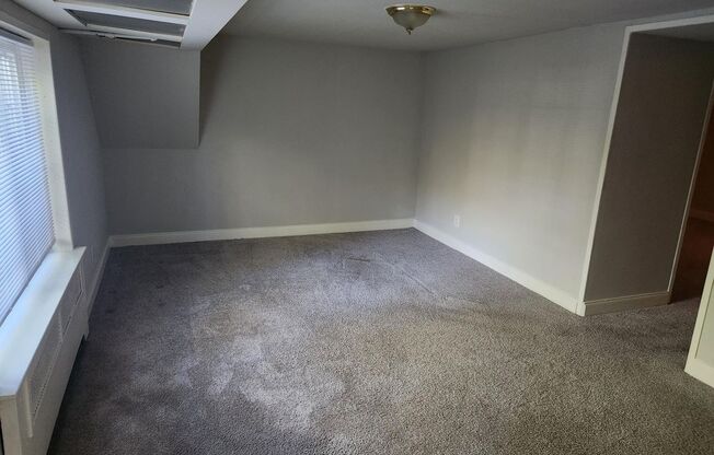 1 bed, 1 bath, 663 sqft, $1,500, Unit D-K1