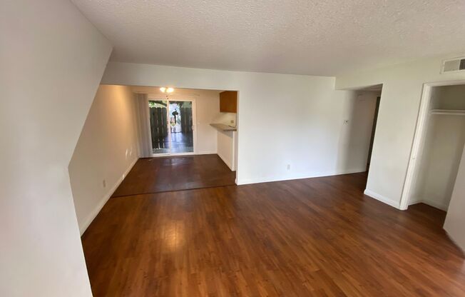 2 beds, 2 baths, $2,670, Unit E