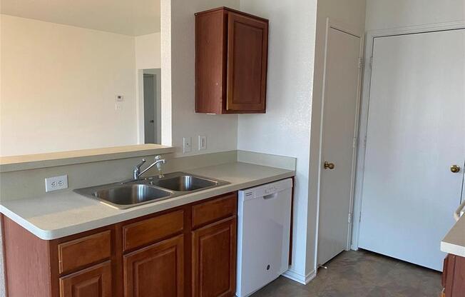 8645 ARCADIA PARK
