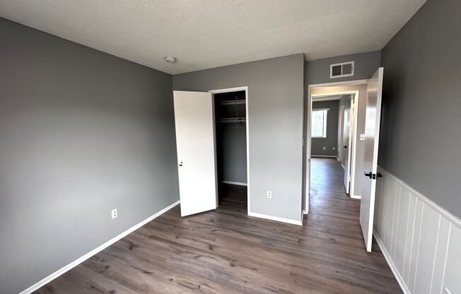 3 beds, 1.5 baths, $3,295, Unit # 9