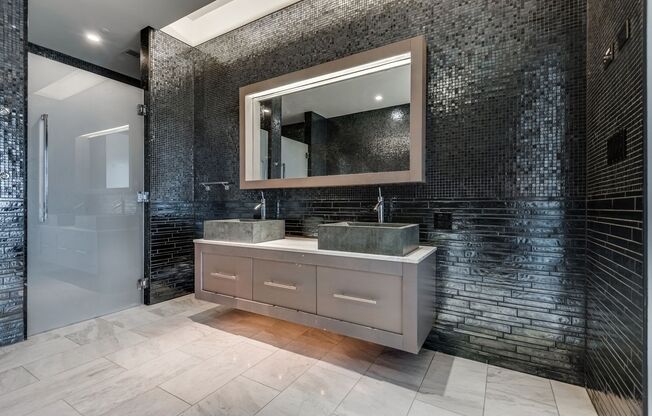 2 beds, 2.5 baths, $16,495