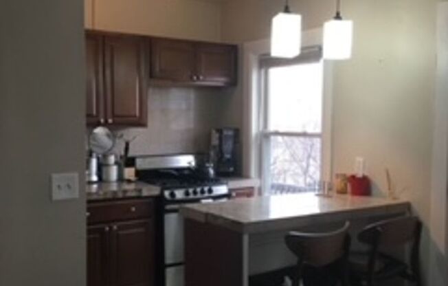 1 bed, 1 bath, $1,550