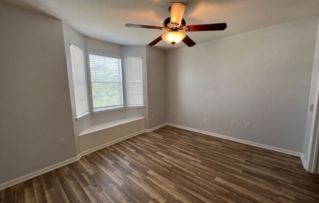 2 beds, 2 baths, $1,700