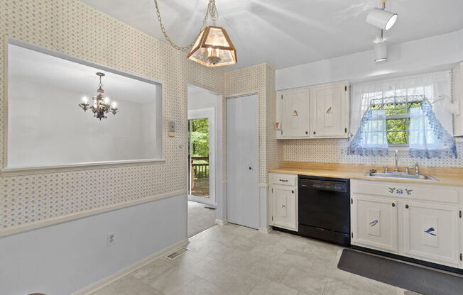 7 WOOD OAK CT