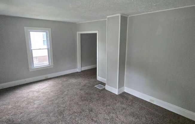 Charming 3-Bedroom Property in Prime Location
