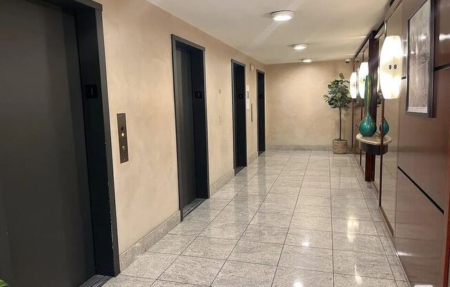 Studio, 1 bath, 481 sqft, $2,200, Unit 1409