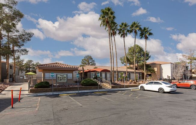 2 beds, 2 baths, $1,495, Unit # 2050