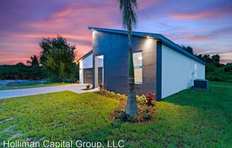 306 Royal Palm Way