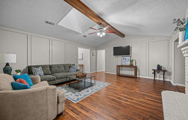 1 bed, 1 bath, 143 sqft, $475