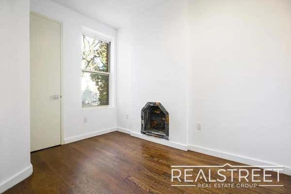 911 Jefferson Avenue