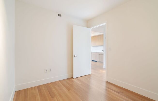 937 NW Glisan Street #436