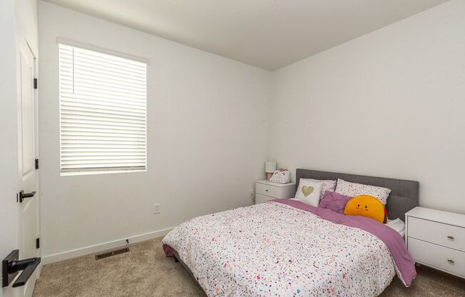 Single Family Home for Rent in Desirable Lorson Ranch