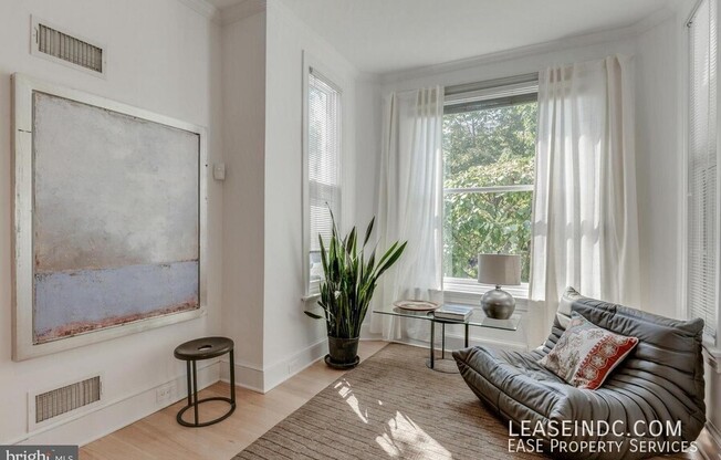 2503 I ST NW