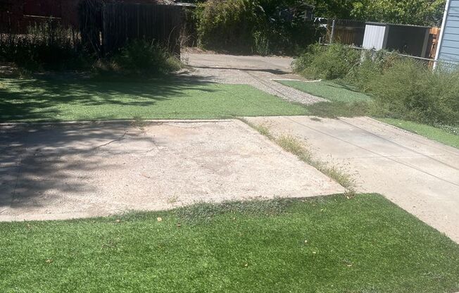 2bd/1bth Ready Now!