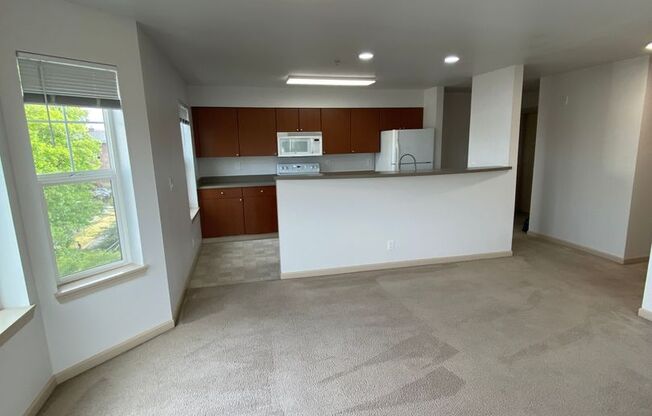Yesler Place - 2BD/2BA Corner Home | Fantastic Views, In Unit W/D, Modern Touches, 1,100 sqft