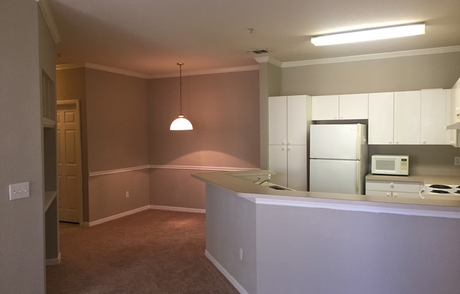 1 bed, 1 bath, 782 sqft, $1,300, Unit Unit 2333