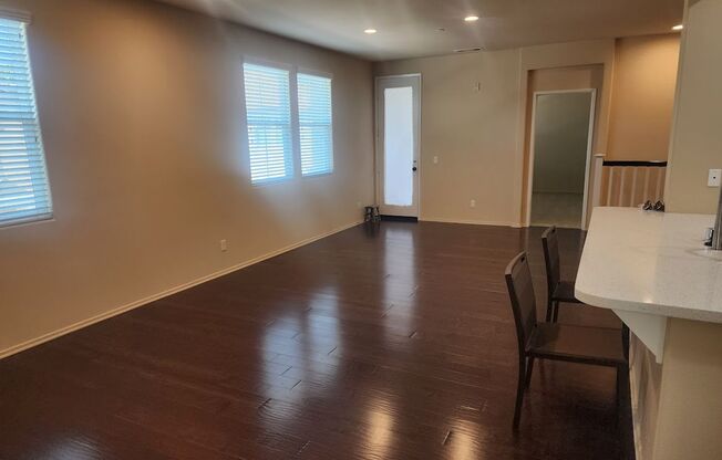 2 beds, 2 baths, $2,900