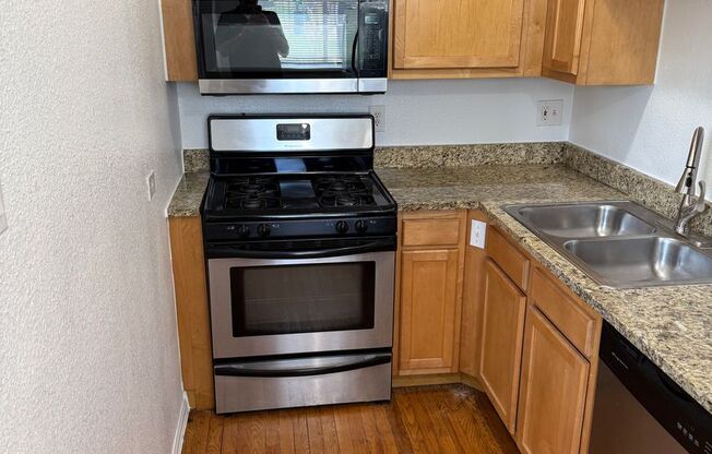Grae&#39;s Lofts - 4334 Federal Blvd