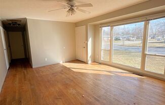 3 beds, 1 bath, $1,479