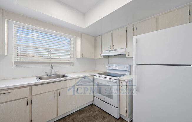 2 beds, 1 bath, 822 sqft, $2,095, Unit C212