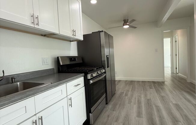 2 beds, 1 bath, 850 sqft, $2,295, Unit 9195-10