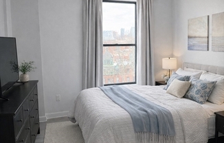 1 bed, 1 bath, 613 sqft, $4,300, Unit 809