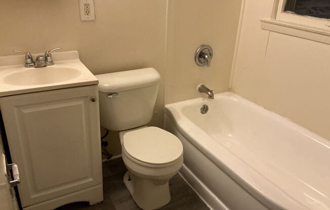 4334-36 W Villard Ave