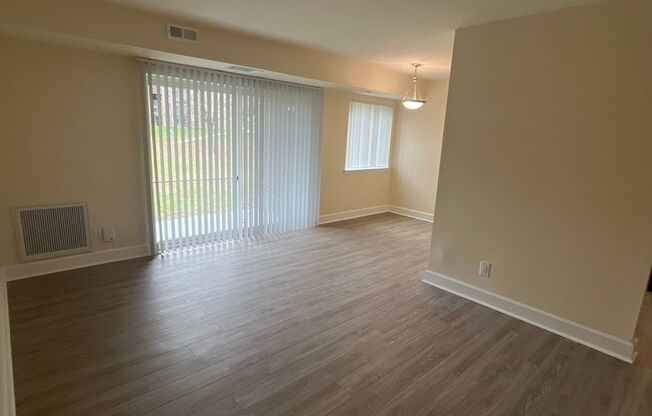 1 bed, 1 bath, 745 sqft, $1,840, Unit 14215 #A1