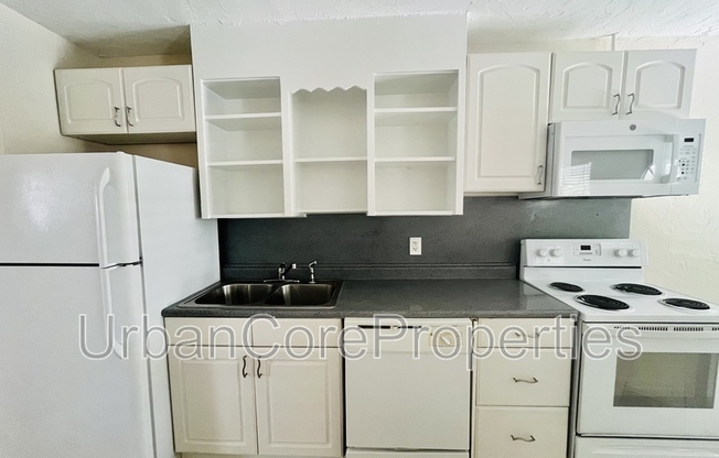1601 5 ST N
