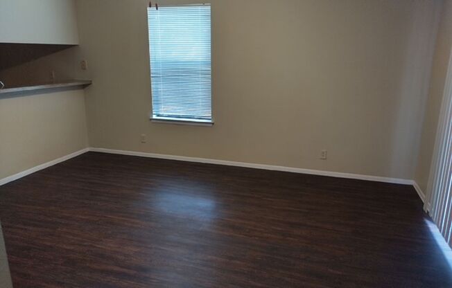 1 bed, 1 bath, 508 sqft, $750, Unit 801