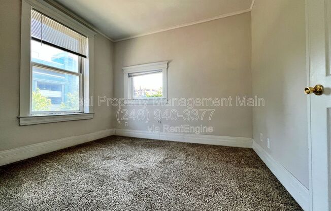 4425 John R. St. - 7